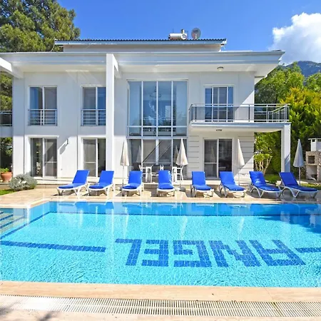 Belis Villa *